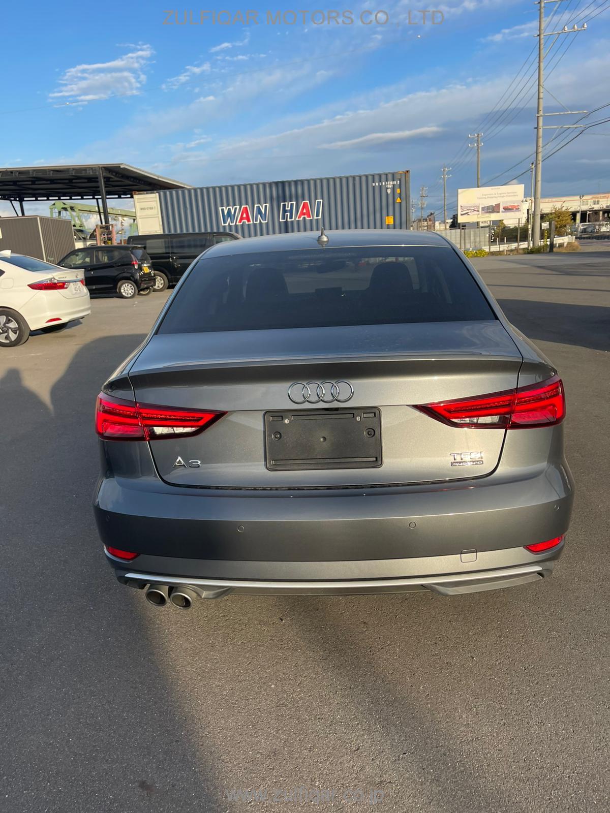 AUDI A3 2018 Image 8