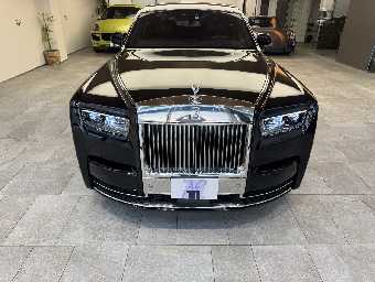 ROLLS ROYCE PHANTOM 2024 Image 2