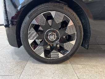ROLLS ROYCE PHANTOM 2024 Image 13