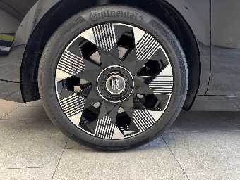 ROLLS ROYCE PHANTOM 2024 Image 15