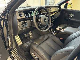 ROLLS ROYCE PHANTOM 2024 Image 22