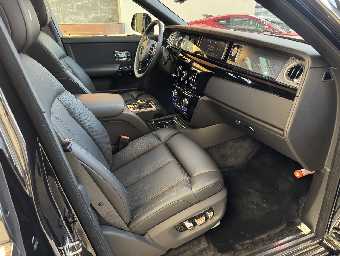 ROLLS ROYCE PHANTOM 2024 Image 36
