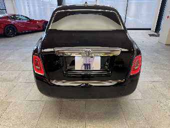 ROLLS ROYCE PHANTOM 2024 Image 6