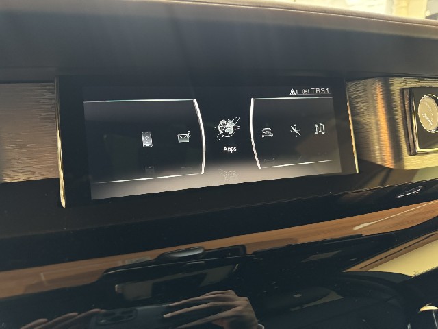 ROLLS ROYCE PHANTOM 2024 Image 54