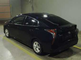 TOYOTA PRIUS 2018 Image 4