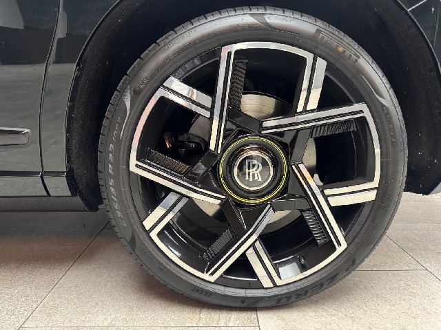 ROLLS ROYCE CULLINAN 2025 Image 22