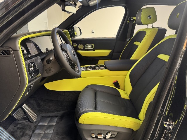 ROLLS ROYCE CULLINAN 2025 Image 37
