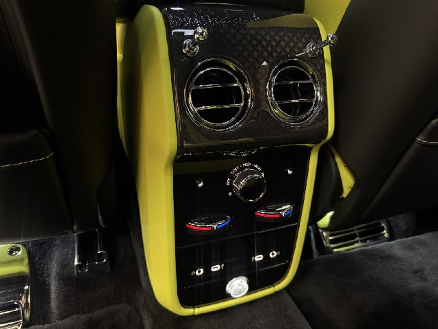 ROLLS ROYCE CULLINAN 2025 Image 79