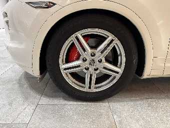 PORSCHE CAYENNE 2012 Image 9