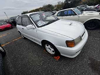 TOYOTA STARLET 1993 Image 2