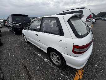 TOYOTA STARLET 1993 Image 3
