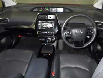 TOYOTA PRIUS 2019 Image 3