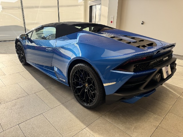 LAMBORGHINI HURACAN 2022 Image 21