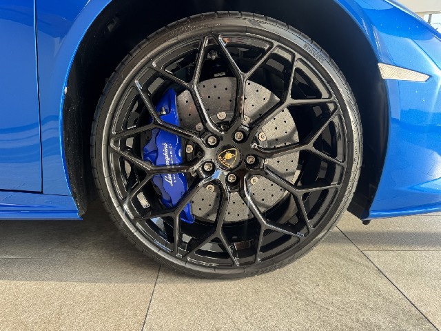 LAMBORGHINI HURACAN 2022 Image 26