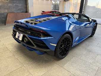 LAMBORGHINI HURACAN 2022 Image 5
