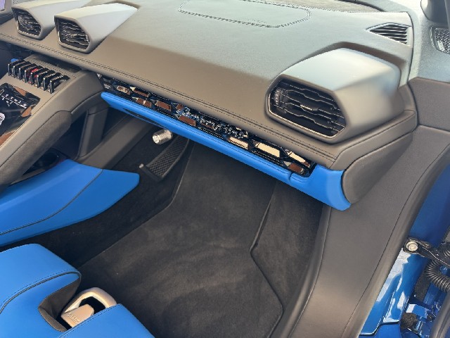 LAMBORGHINI HURACAN 2022 Image 46
