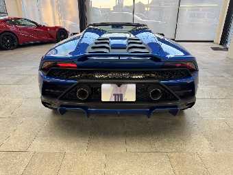 LAMBORGHINI HURACAN 2022 Image 6