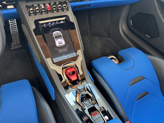 LAMBORGHINI HURACAN 2022 Image 53