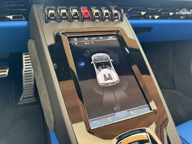 LAMBORGHINI HURACAN 2022 Image 55