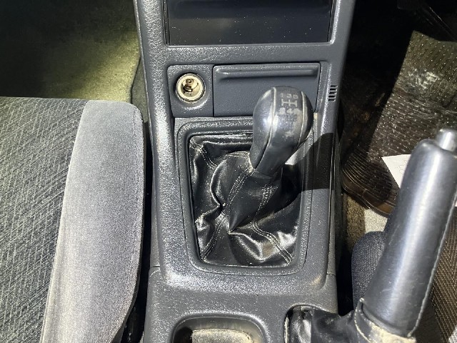 NISSAN SKYLINE 1992 Image 48