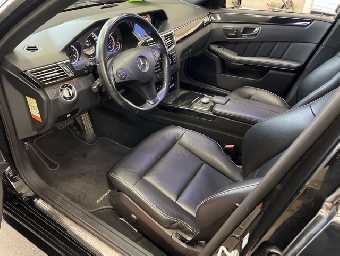 MERCEDES BENZ E CLASS 2011 Image 4