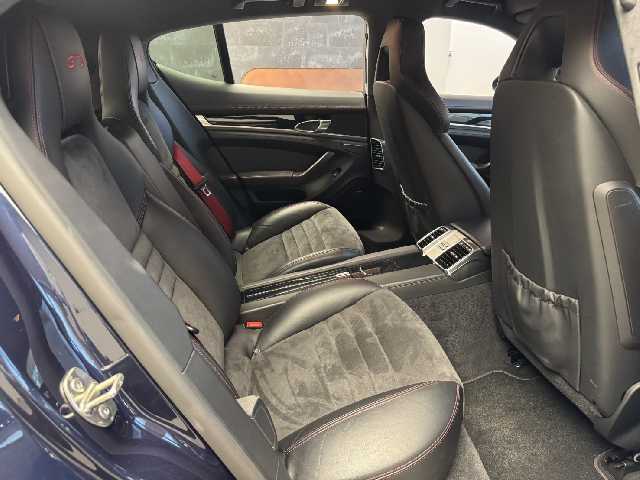 PORSCHE PANAMERA 2012 Image 38