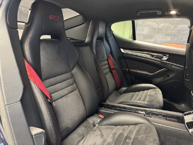 PORSCHE PANAMERA 2012 Image 39