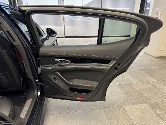 PORSCHE PANAMERA 2012 Image 34