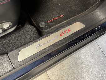 PORSCHE PANAMERA 2012 Image 39