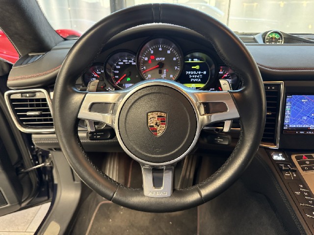 PORSCHE PANAMERA 2012 Image 48