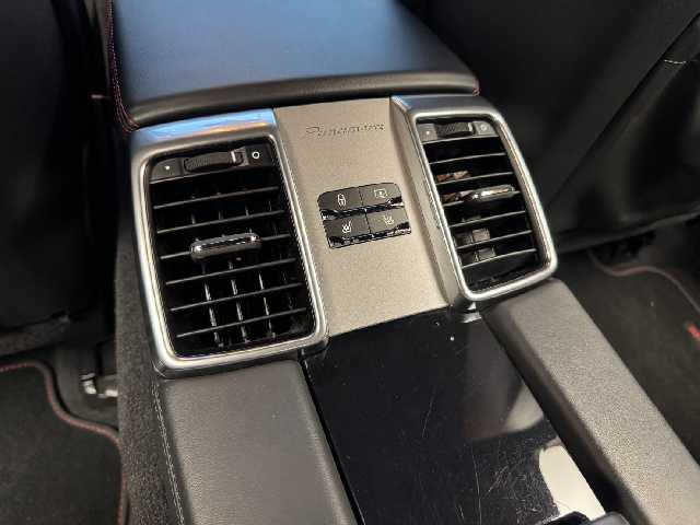 PORSCHE PANAMERA 2012 Image 63