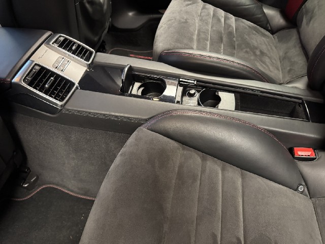 PORSCHE PANAMERA 2012 Image 68