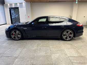 PORSCHE PANAMERA 2012 Image 8