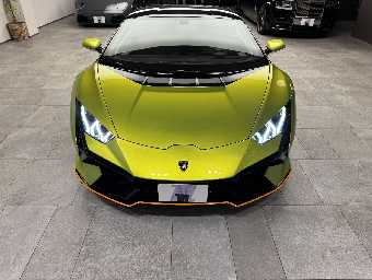 LAMBORGHINI HURACAN 2024 Image 2