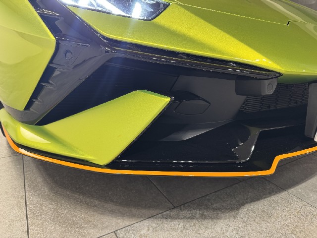 LAMBORGHINI HURACAN 2024 Image 20