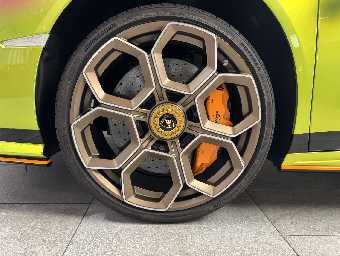 LAMBORGHINI HURACAN 2024 Image 9