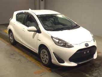 TOYOTA AQUA 2019 Image 3