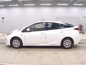 TOYOTA PRIUS 2020 Image 4
