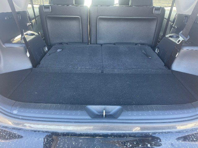 TOYOTA PRIUS ALPHA 2015 Image 25