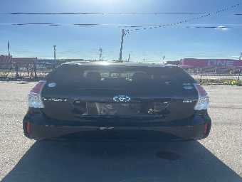 TOYOTA PRIUS ALPHA 2015 Image 20