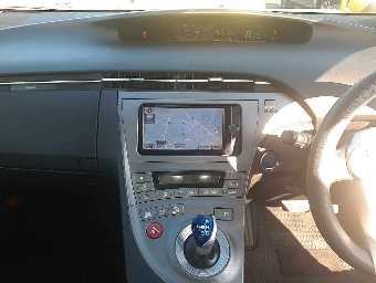 TOYOTA PRIUS 2015 Image 9