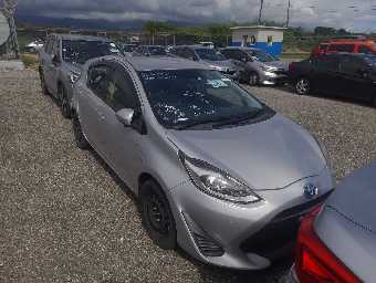 TOYOTA AQUA 2018 Image 1