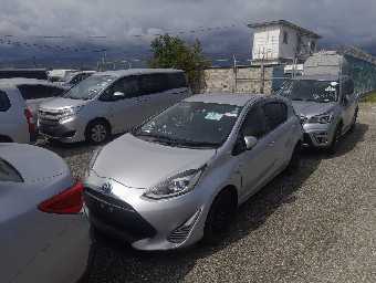 TOYOTA AQUA 2018 Image 5