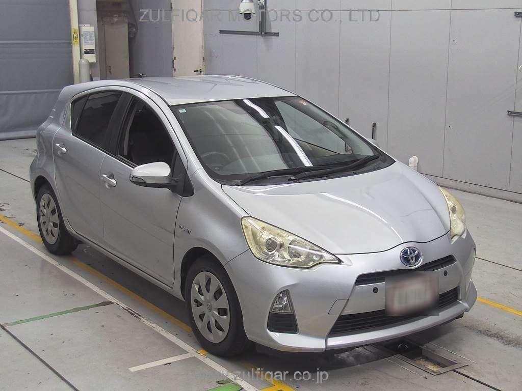 TOYOTA AQUA 2012 Image 5