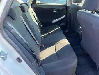 TOYOTA PRIUS 2015 Image 8