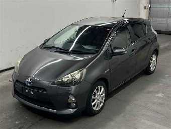 TOYOTA AQUA 2013 Image 1