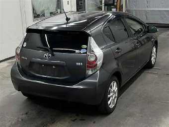 TOYOTA AQUA 2013 Image 5