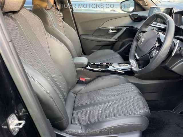 PEUGEOT 2008 2023 Image 7