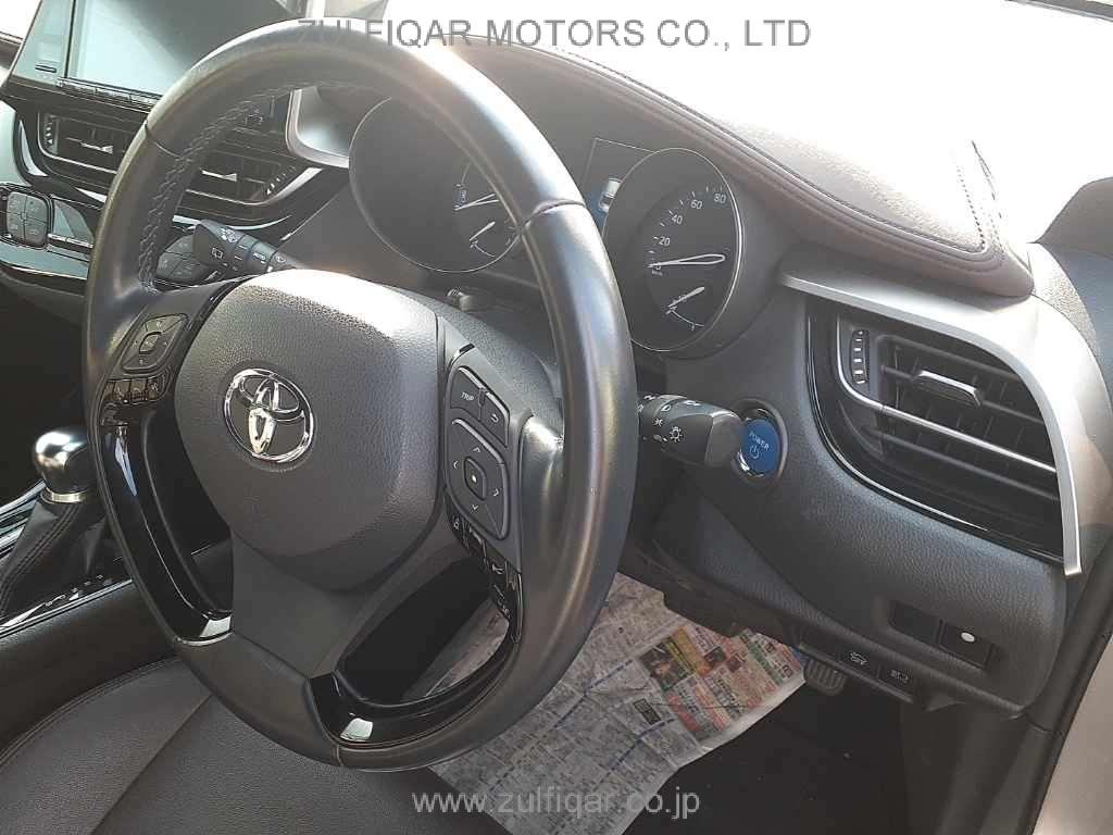 TOYOTA C-HR 2018 Image 7