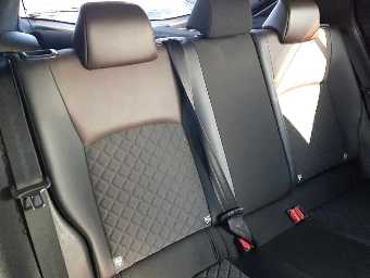 TOYOTA C-HR 2018 Image 9